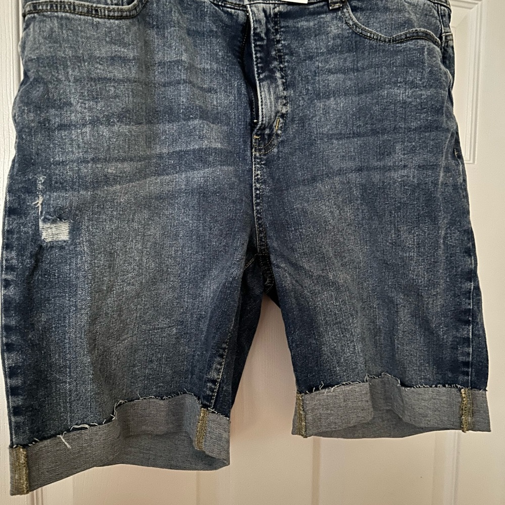 New York and Company denim jean shorts with tags